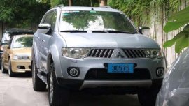 2010 montero sport gls se