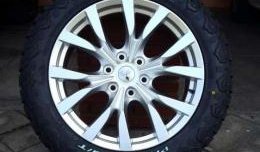 Montero Sport oem wheels and tires 20x8.5