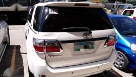 Toyota Fortuner 2011 AT