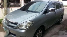 LIKE NEW Toyota Innova E 2007 FOR SALE