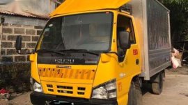 For Sale Isuzu NHR 2.8 with Aluminum Van