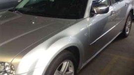 LIKE NEW CHRYSLER 300c V6 2.7L 2010 FOR SALE