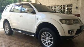 ALMOST NEW 2013 Montero sport FOR SALE