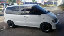 Nissan Serena 1995