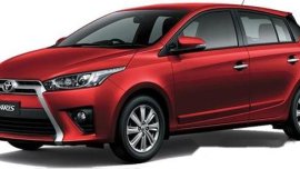 Toyota Yaris E 2017 red for sale 