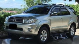 2009 toyota fortuner G VVTI lady driven for sale 