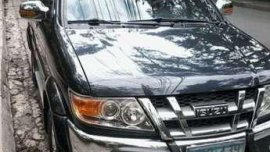 Isuzu Sportivo 2010 MT Green SUV For Sale