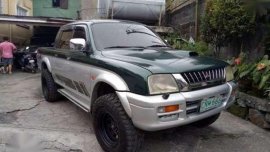 For sale Mitsubishi Strada Manual 4x4