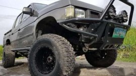 WELL MAINTAINED 4x4 Nissan Pathfinder 99 FOR SALE