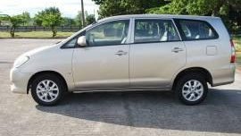 2012 Toyota Innova E Diesel Automatic for sale 
