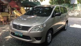 2012 toyota innova E automatic for sale