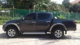 2011 hyundai grand starex and 2012 Mitsubishi Strada MT for sale