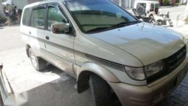 ISUZU Crosswind for sale