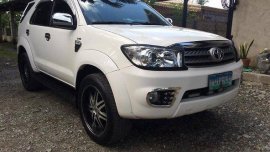 For sale Toyota Fortuner 2010
