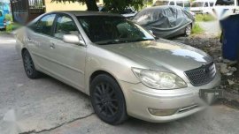 Toyota Camry 2004 V good as new for sale 
