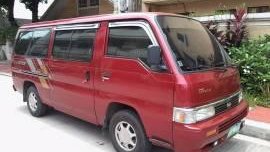 2009 Nissan URVAN ESCAPADE Red for sale
