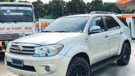 2011 Toyota Fortuner G Diesel for sale 