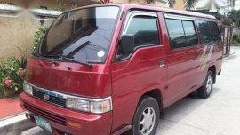 2009 Nissan URVAN ESCAPADE MT Red For Sale