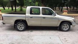 Toyota hilux sr5 diesel manual for sale 