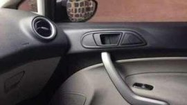 Ford Fiesta 2015 SUV  grey for sale 