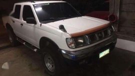 For sale 2000 Nissan Frontier Custom
