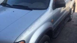 2004 Ford Escape good condition for sale 