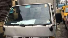 Isuzu Elf aluminum truck for sale 