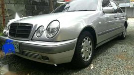 Mercedes Benz E 230-SWAP OK.
