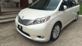 2017 Toyota Sienna Limited Brand New  Gas