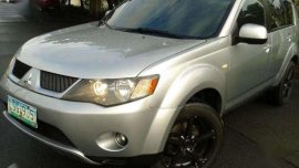 2008 Outlander Cash or FINANCING! matic gas 4x2 Mitsubishi