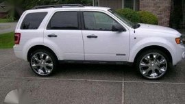 Ford Escape 2009 to 2011 or Nissan Xtrail 2005 to 2009 for sale 