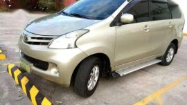 Toyota avanza (automatic)