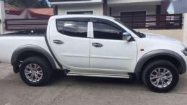 Rush Sale Mitsubishi Strada 4x2