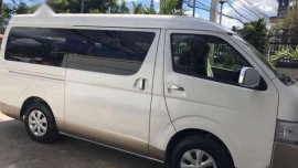 Toyota Hiace Grandia GL 2015 AT for sale