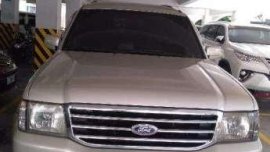 2004 Ford Everest
