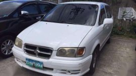 Hyundai TRAJET 2010 AT White SUV For Sale