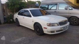 Nissan CEFIRO 1998 AT White For Sale