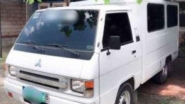 Mitsubishi L300 FB Deluxe 2010 MT White 