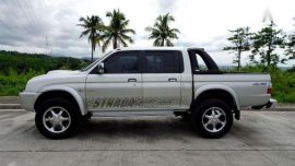 selling this Volvo car rush sports coupe