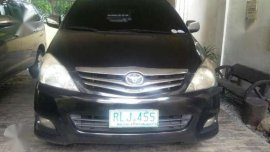 For sale good as new Toyota Innova v gas