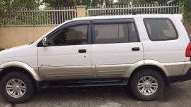 Isuzu Crosswind XUV low mileage for sale 