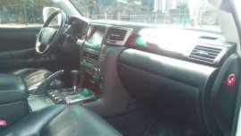 Lexus LX570