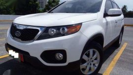 Top of the Line 2011 Kia Sorento EX AT