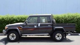 2017 Toyota Land Cruiser LX Pickup for sale 