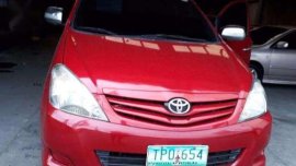 2011 Toyota Innova E AT Red SUV For Sale