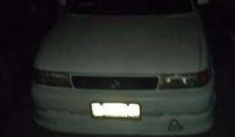 Nissan Sentra 1995 MT White Sedan For Sale