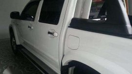 Isuzu DMAX 2008 3.0 MT White For Sale