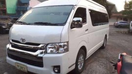 2016 LXV Pearl white Matic Toyota Fj Cruiser