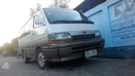 Toyota Hiace 2003 AT White Van For Sale