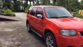 Ford Escape XLT 4x4 2.0 AT Red For Sale